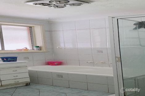 Property photo of 4 Durham Street Minto NSW 2566