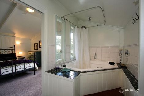 Property photo of 26 Mathiesons Road Wandong VIC 3758