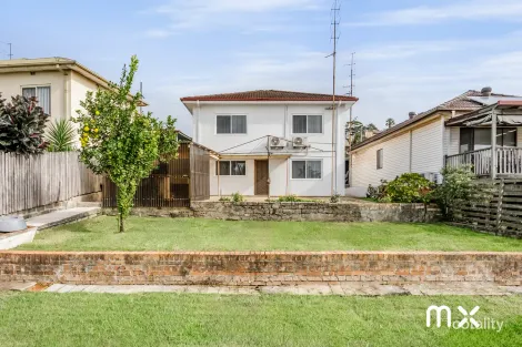 Property photo of 31 First Avenue North Warrawong NSW 2502