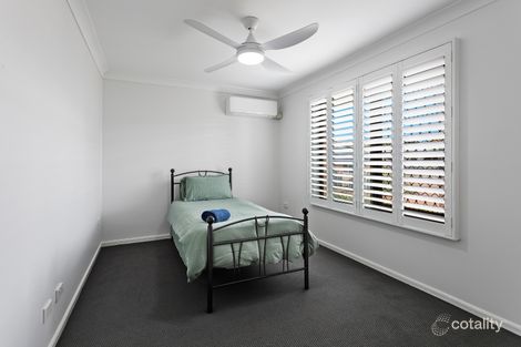 Property photo of 2/56 Gordon Avenue Newtown QLD 4350