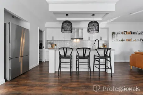 Property photo of 21 Granite Rise Kelso NSW 2795