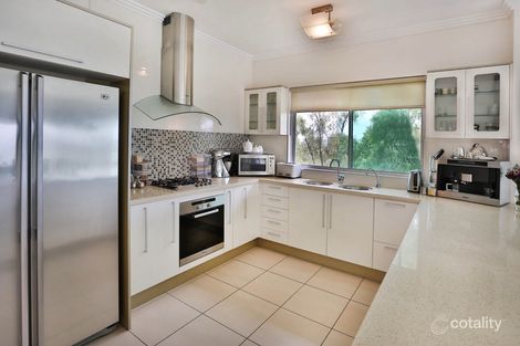Property photo of 14 The Point Castle Hill QLD 4810