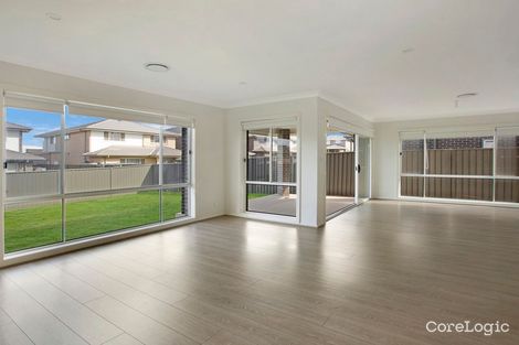 Property photo of 12 Carney Crescent Tallawong NSW 2762