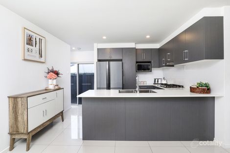 Property photo of 27 Rosemont Circuit Flinders NSW 2529