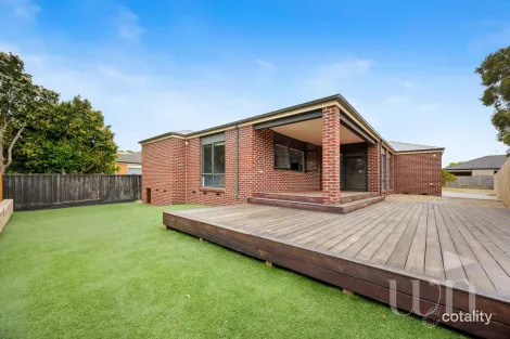 Property photo of 9 Sefton Grange Mount Martha VIC 3934