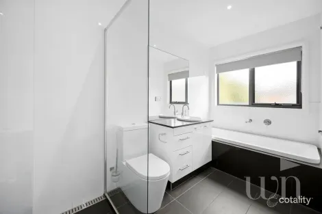 Property photo of 9 Sefton Grange Mount Martha VIC 3934