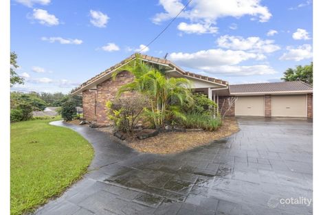 1 Lark Ct, Albany Creek, QLD 4035