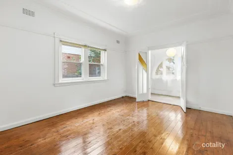 Property photo of 1/8A Oak Street Ashfield NSW 2131