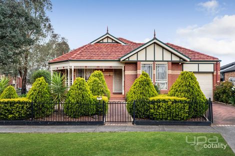 6 Almands Ave, Roxburgh Park, VIC 3064