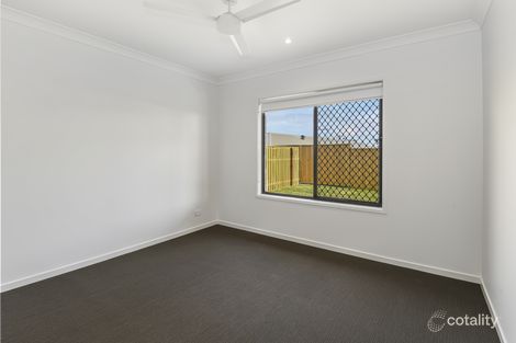 Property photo of 8 Greenview Circuit Arundel QLD 4214