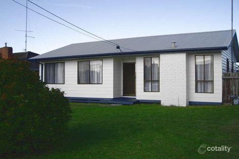 25 Alexander Ave, Moe, VIC 3825