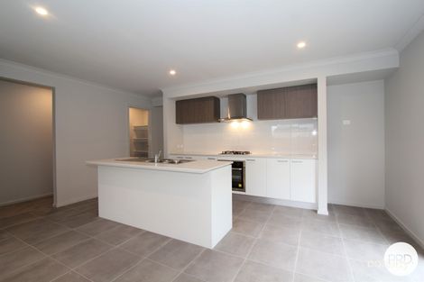 Property photo of 18 Grainger Parade Lucas VIC 3350