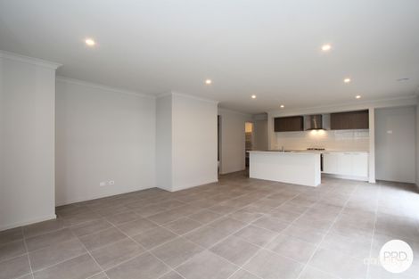 Property photo of 18 Grainger Parade Lucas VIC 3350