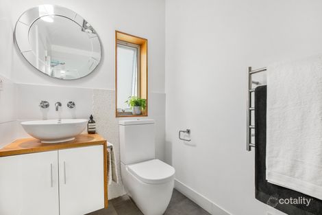 Property photo of 2/23 Digney Street Dynnyrne TAS 7005