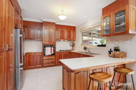 Property photo of 15 Yaralla Crescent Sunshine West VIC 3020