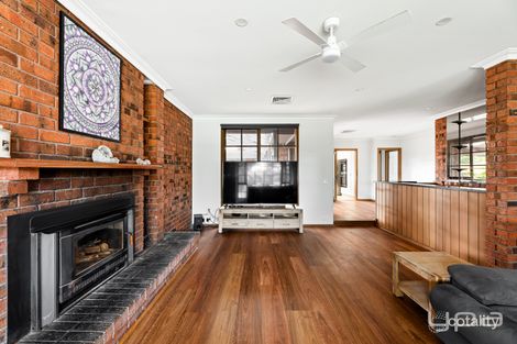 Property photo of 12 San Remo Drive Werribee VIC 3030