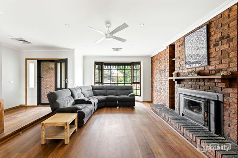 Property photo of 12 San Remo Drive Werribee VIC 3030