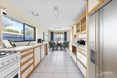 Property photo of 30 Harry Street Cranbourne VIC 3977