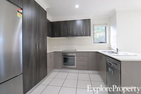 Property photo of 2/64 Makybe Diva Drive Ooralea QLD 4740