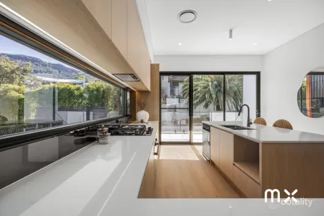 20b Mountain Rd, Austinmer, NSW 2515