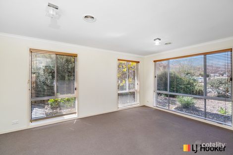 Property photo of 2 Hanrahan Crescent Dunlop ACT 2615