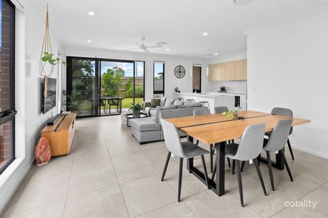 Property photo of 1/1044 Hamilton Road McDowall QLD 4053