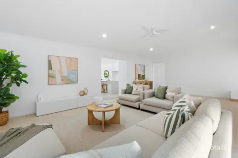 6 Parkdale Ct, Robina, QLD 4226