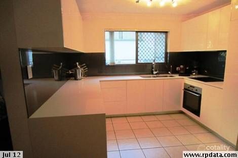 Property photo of 3/15 Aubrey Street Surfers Paradise QLD 4217