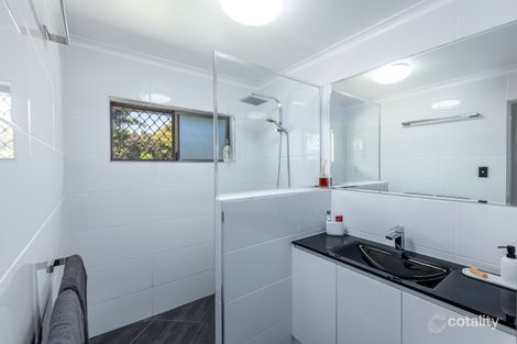 Property photo of 21 Jacaranda Crescent Annandale QLD 4814