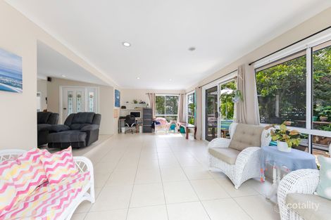 Property photo of 11 Saleng Crescent Warana QLD 4575