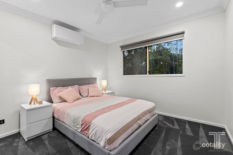 Property photo of 16 Araluen Place Carindale QLD 4152