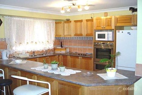 Property photo of 11 Pambula Avenue Prestons NSW 2170