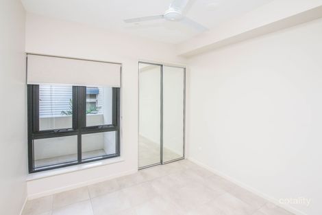 Property photo of 2/289-291 Lake Street Cairns North QLD 4870