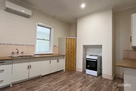Property photo of 21 Binalong Street Harden NSW 2587