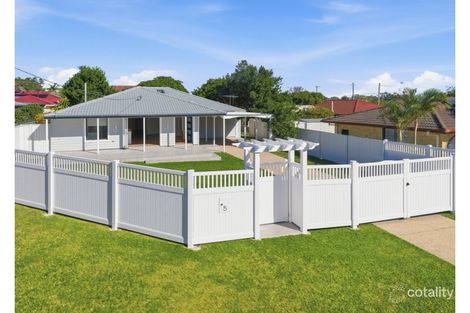 5 Farm Ct, Redcliffe, QLD 4020