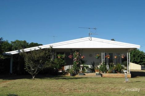 2 Inverai Rd, Chinchilla, QLD 4413