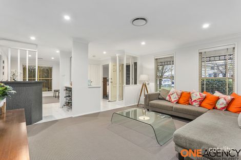 Property photo of 8 Nowland Place Abbotsbury NSW 2176