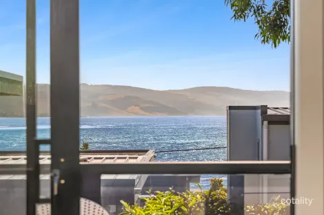 Property photo of 4 Mitchell Court Marengo VIC 3233