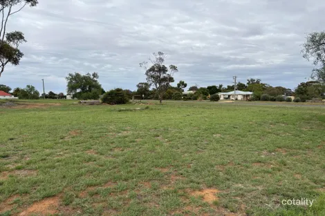 2-6 Camp St, Watchem, VIC 3482