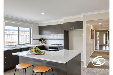 Property photo of 16 Marquis Court Pakenham VIC 3810