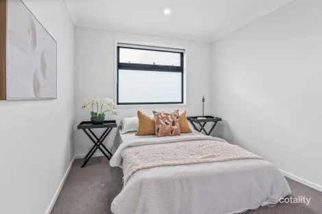 Property photo of 4 Soho Crescent Wollert VIC 3750
