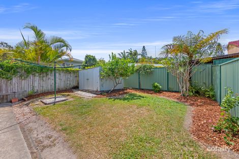 Property photo of 2/203 Central Street Labrador QLD 4215