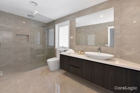 Property photo of 2/339 Waverley Road Malvern East VIC 3145