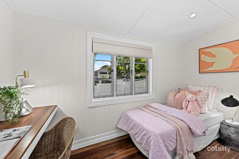 Property photo of 136 Stanley Road Camp Hill QLD 4152