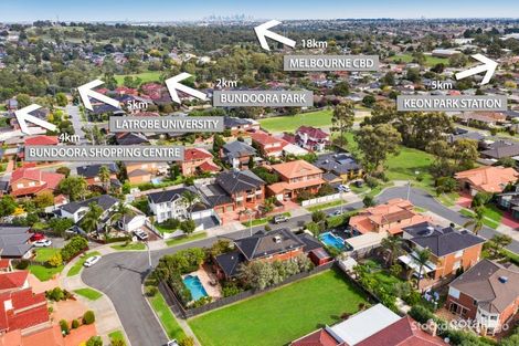 Property photo of 15 Hutchins Circuit Bundoora VIC 3083