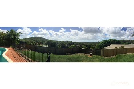Property photo of 11 Pineview Drive Oxenford QLD 4210