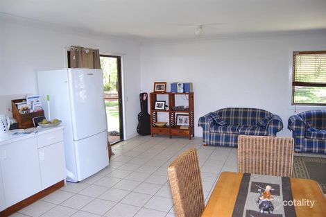 Property photo of 41 Kamarooka Street Coomba Park NSW 2428