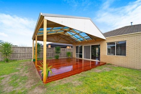 Property photo of 7 Carinya Court Cranbourne North VIC 3977