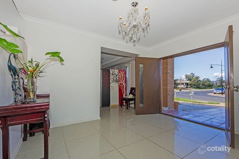 Property photo of 28 Villiers Drive Point Cook VIC 3030