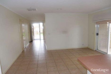 Property photo of 25 Bottlebrush Court Sunshine West VIC 3020